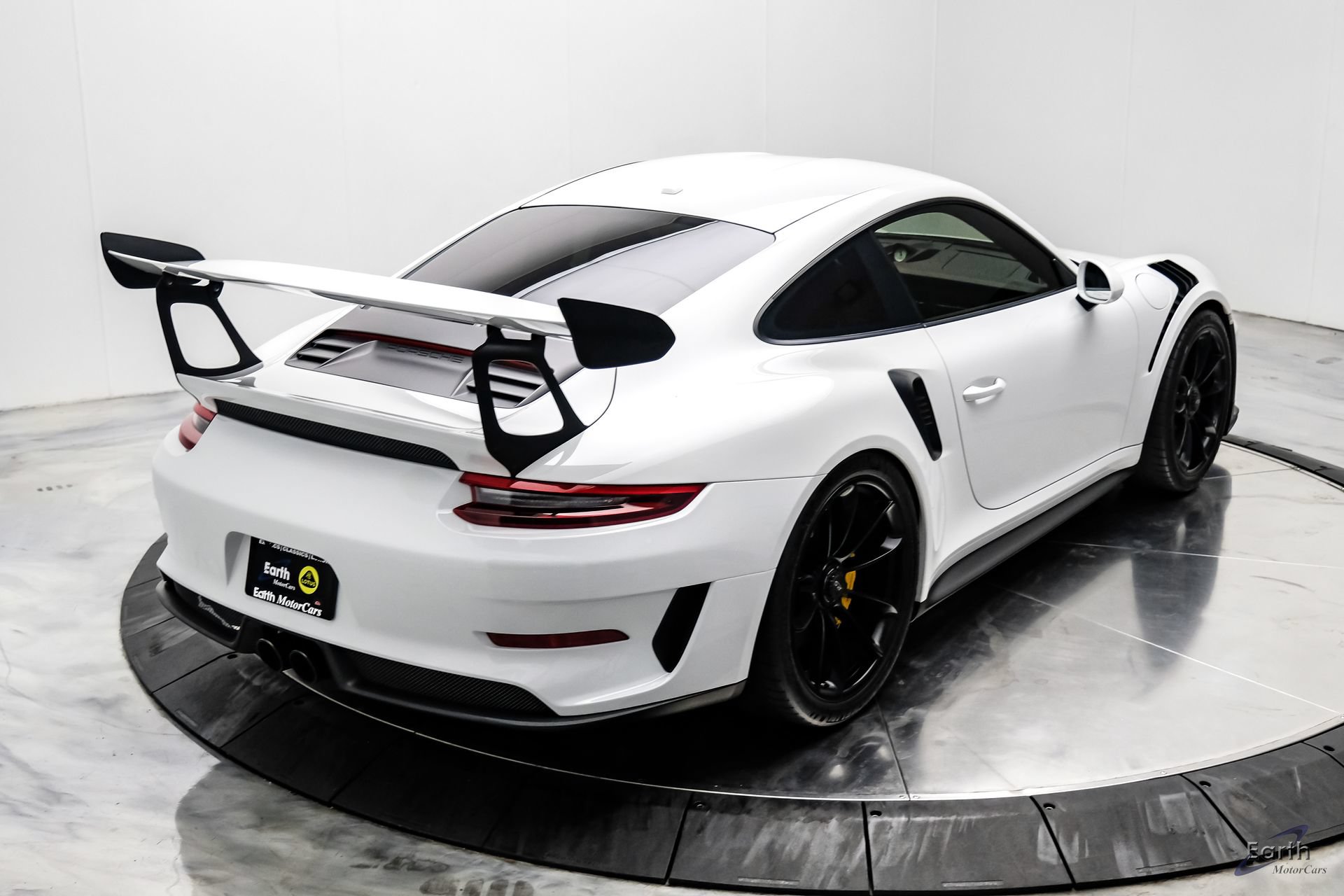 Used 2019 Porsche 911 GT3 RS RWD image 22