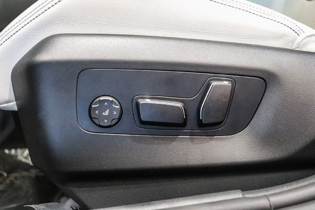 New 2027 BMW M5 w/ Executive Package AWD/4WD image 20