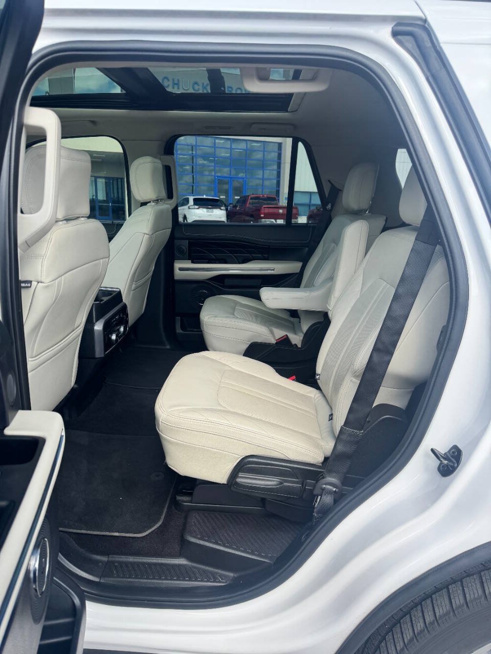 Used 2019 Ford Expedition Platinum RWD image 5