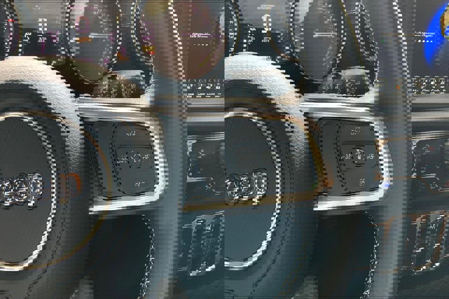 Used 2022 Jeep Wrangler Unlimited Sahara image 19