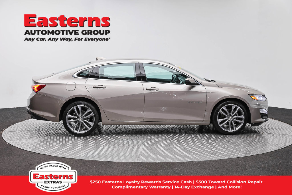 Used 2024 Chevrolet Malibu LT FWD image 5