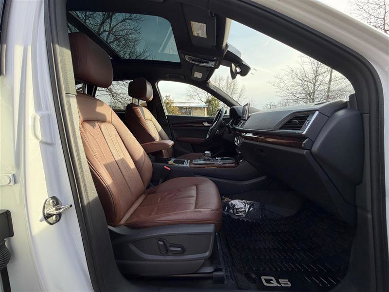 Used 2018 Audi Q5 2.0T Premium Plus image 18