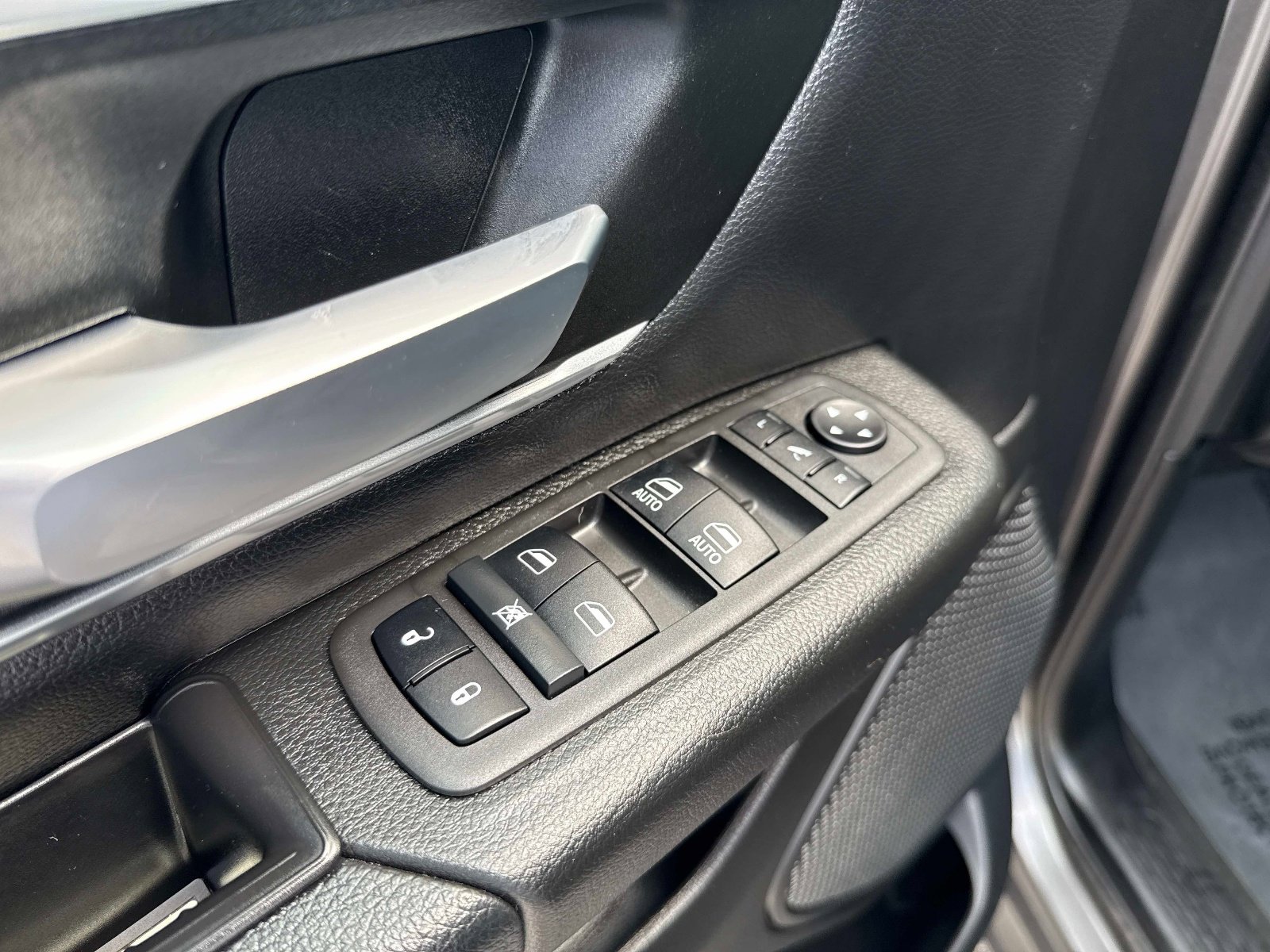 Used 2022 RAM 1500 Lone Star image 21