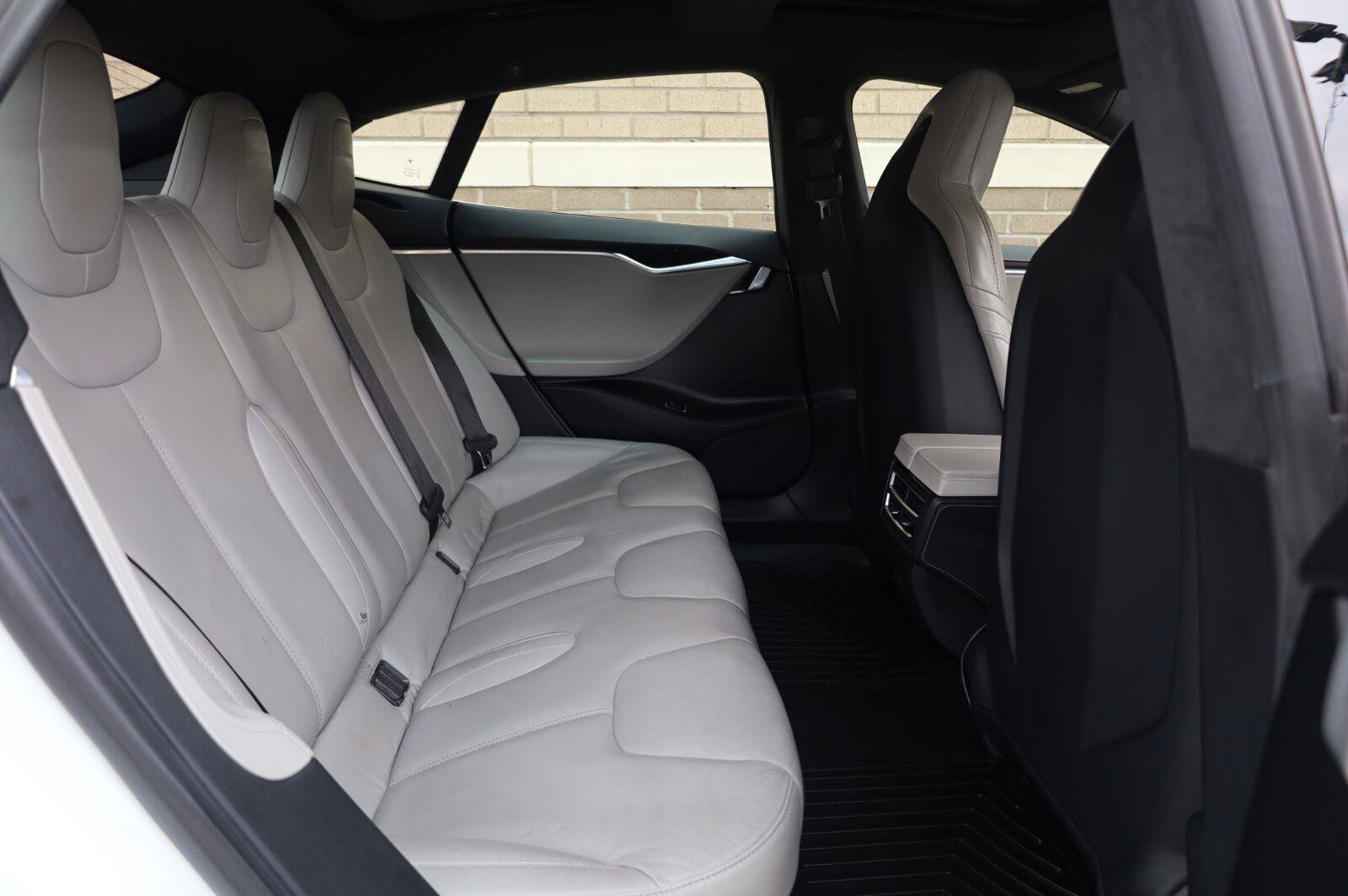 Used 2016 Tesla Model S 75 RWD image 26