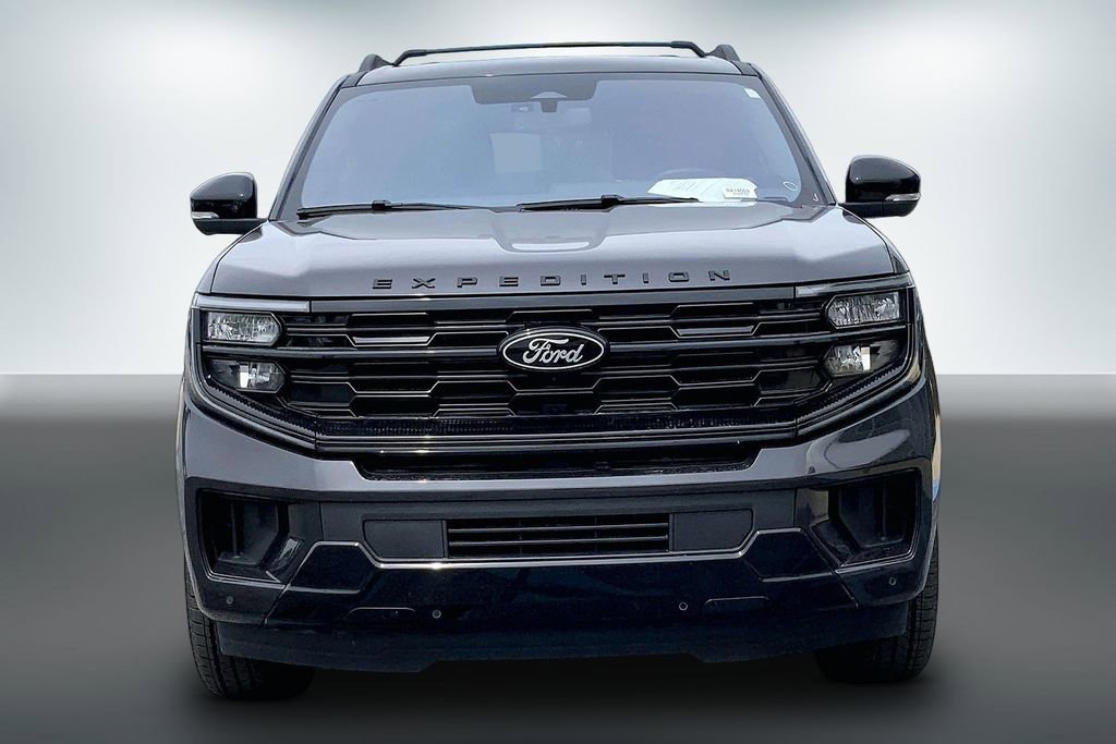 Used 2025 Ford Expedition Max Platinum w/ Stealth Performance Package AWD/4WD image 7