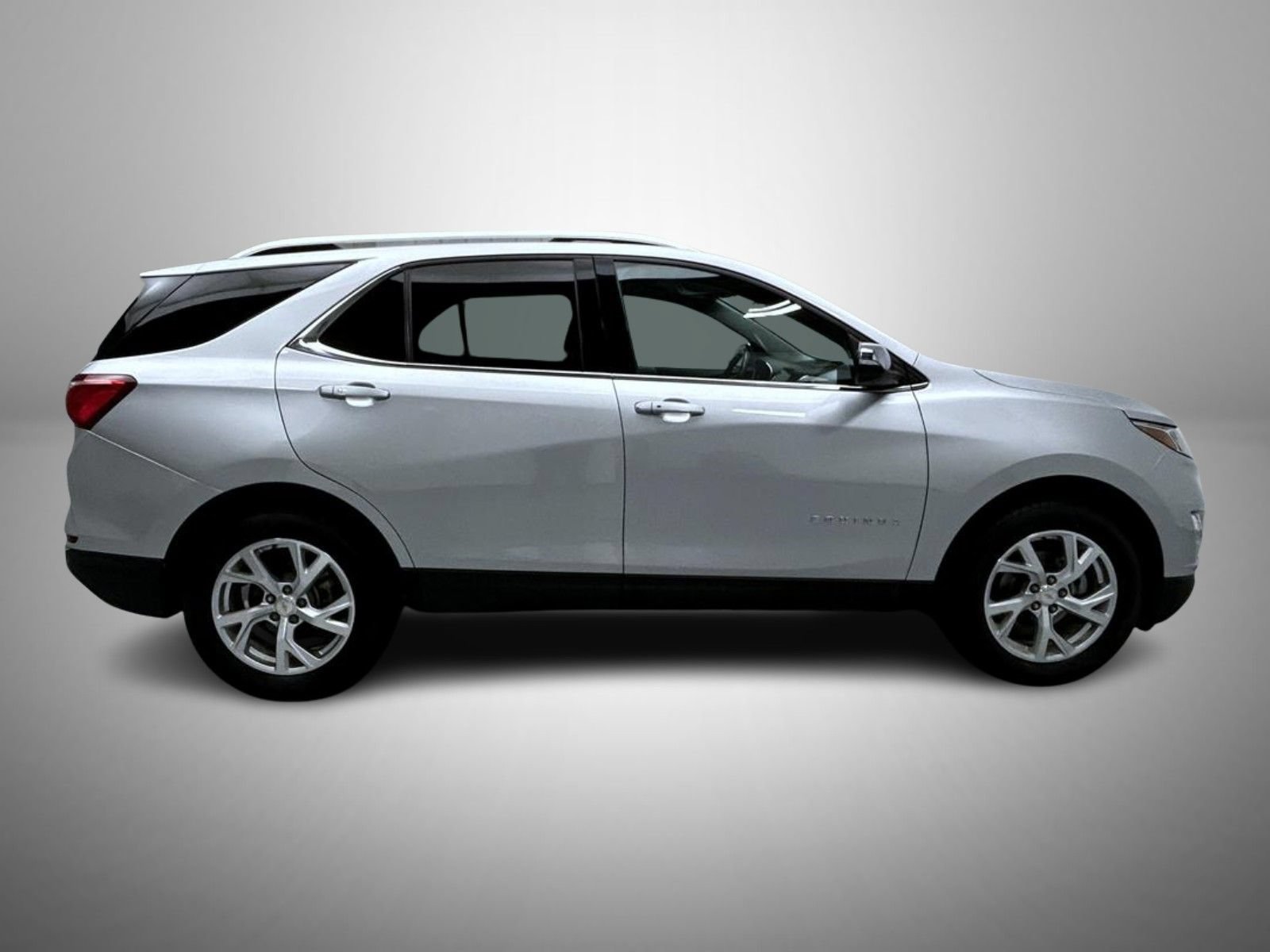 Used 2018 Chevrolet Equinox Premier AWD/4WD image 4