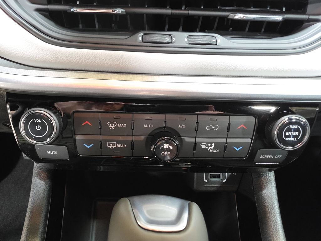 New 2026 Jeep Compass Limited AWD/4WD image 23