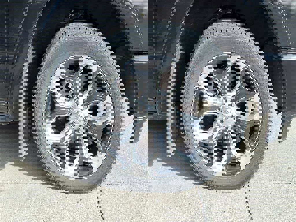 Used 2020 RAM 1500 Limited image 4