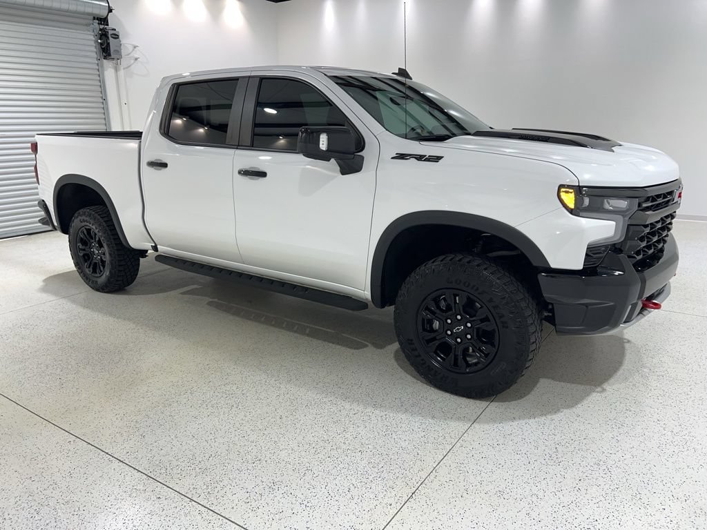 Used 2024 Chevrolet Silverado 1500 ZR2 w/ Technology Package AWD/4WD image 7