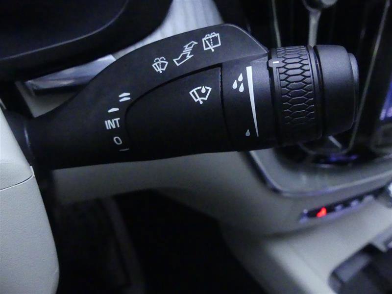 Used 2024 Volvo XC60 T8 Ultimate image 13