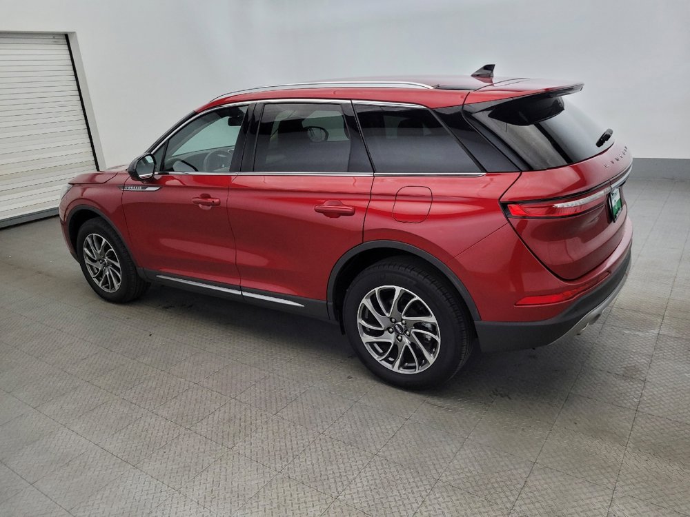 Used 2022 Lincoln Corsair AWD w/ Equipment Group 101A image 3