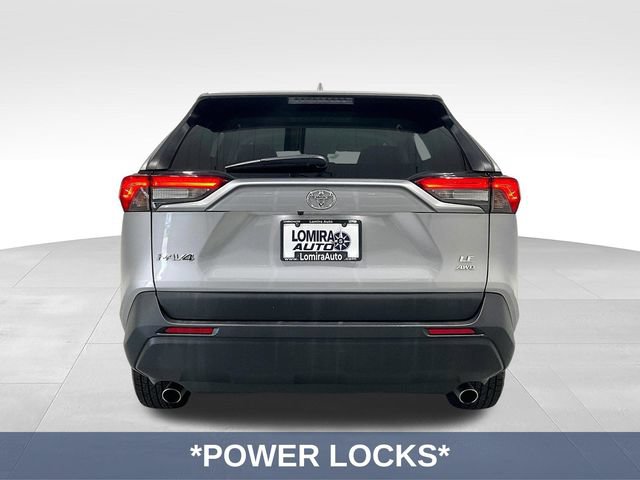 Used 2020 Toyota RAV4 LE AWD/4WD image 9