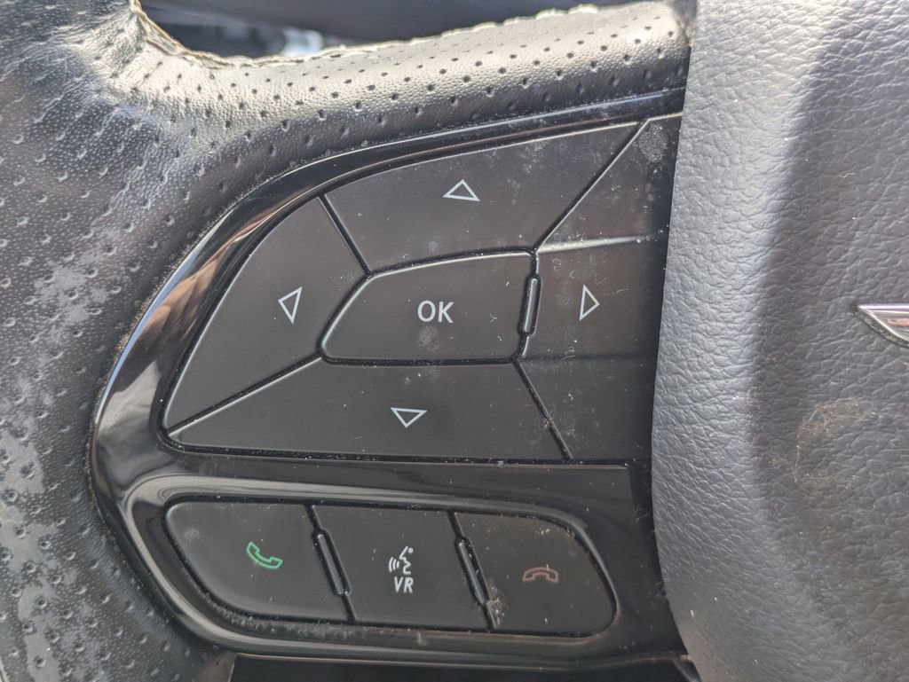 Used 2019 Chrysler Pacifica Limited w/ S Appearance Package image 25