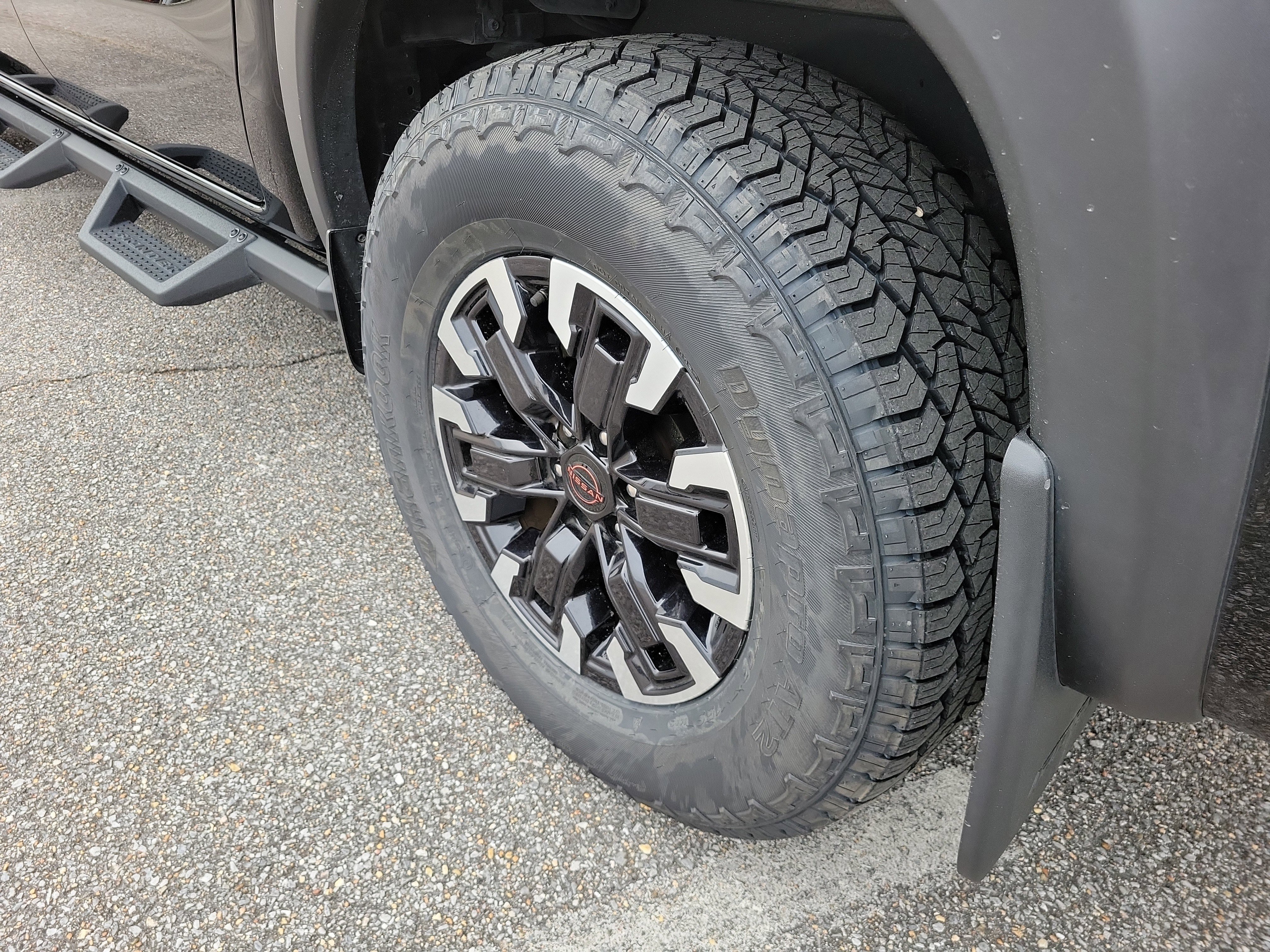 Used 2023 Nissan Frontier Pro-X w/ Technology Package RWD image 26