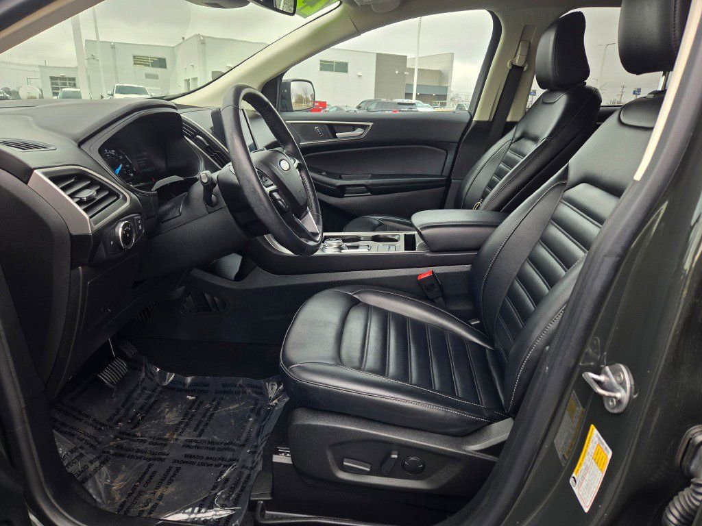 Used 2023 Ford Edge SEL w/ Convenience Package AWD/4WD image 22