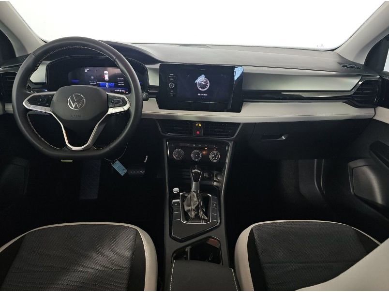 Used 2025 Volkswagen Taos S w/ Taos MDO Package image 25