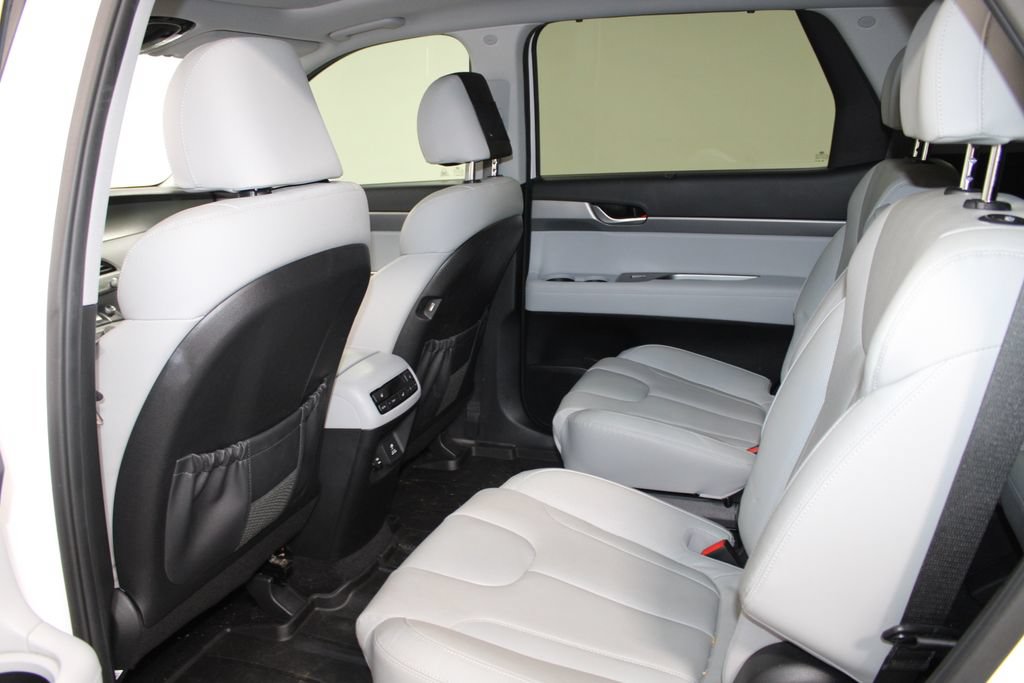 Used 2020 Hyundai Palisade SEL w/ Premium Package FWD image 19