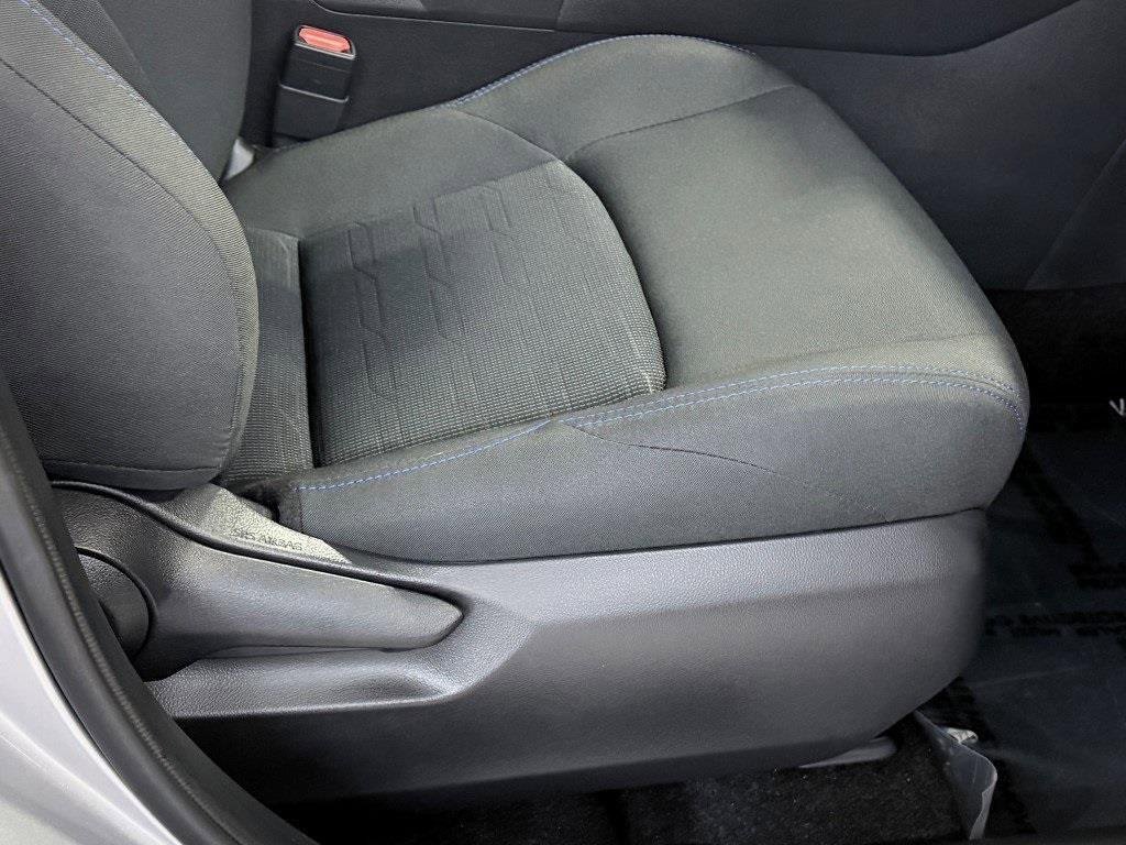 Used 2024 Toyota RAV4 SE image 12