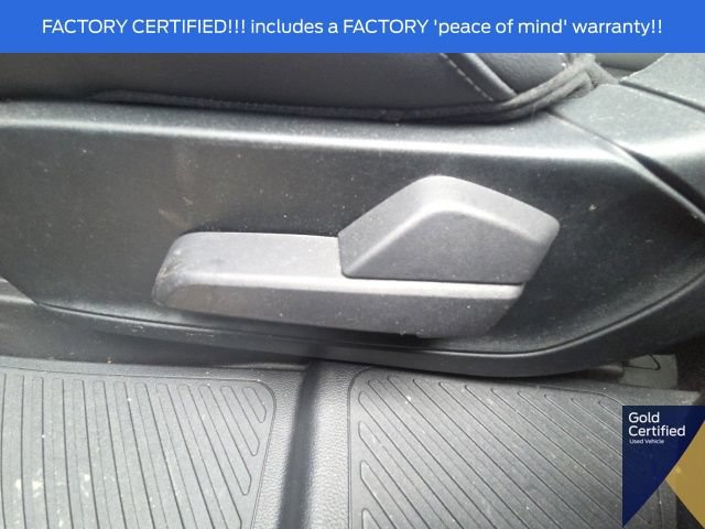 Used 2023 Ford Explorer XLT w/ Equipment Group 202A AWD/4WD image 21