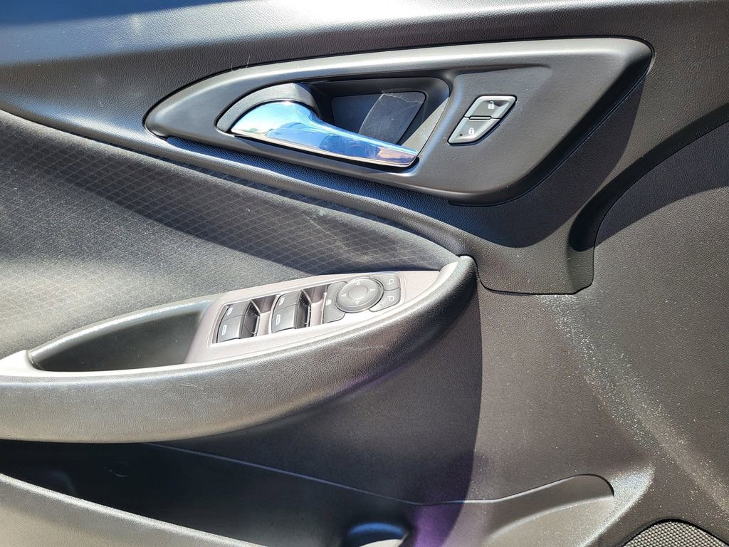 Used 2022 Chevrolet Malibu LT FWD image 18