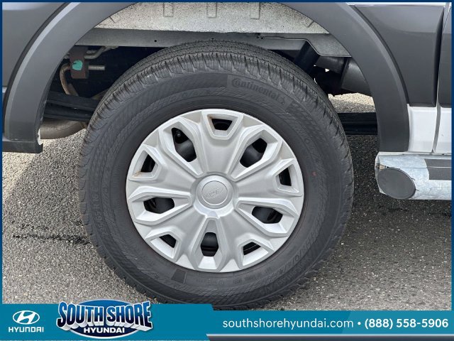 Used 2025 Ford Transit 250 Low Roof w/ Exterior Upgrade Package RWD image 10