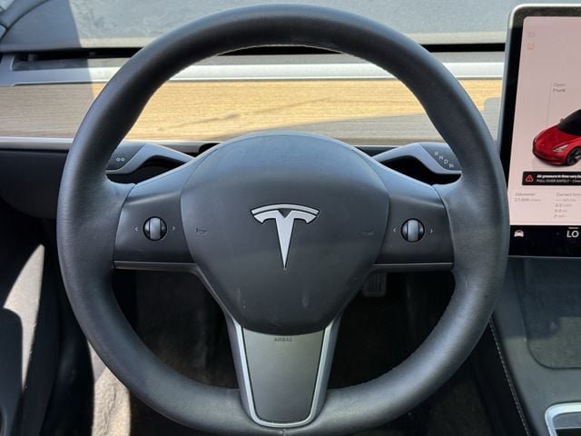 Used 2023 Tesla Model 3 Standard Range RWD image 12