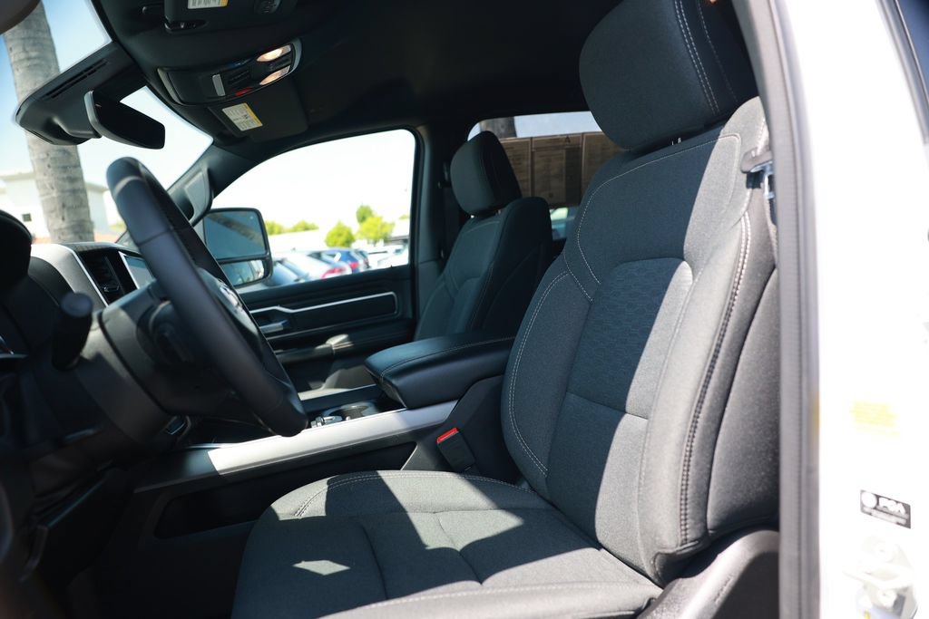 Used 2025 RAM 1500 Big Horn AWD/4WD image 17