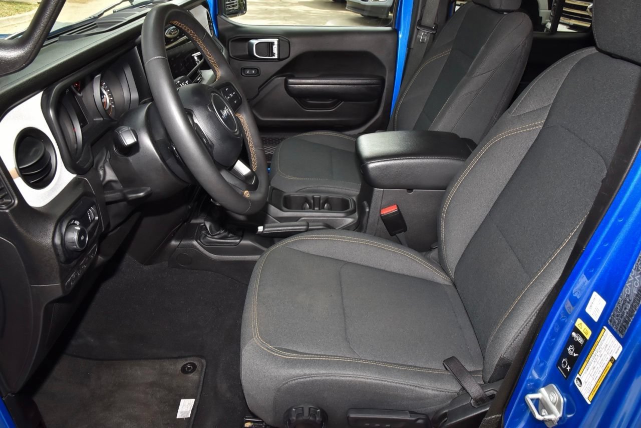 Used 2024 Jeep Wrangler Unlimited Sport AWD/4WD image 13