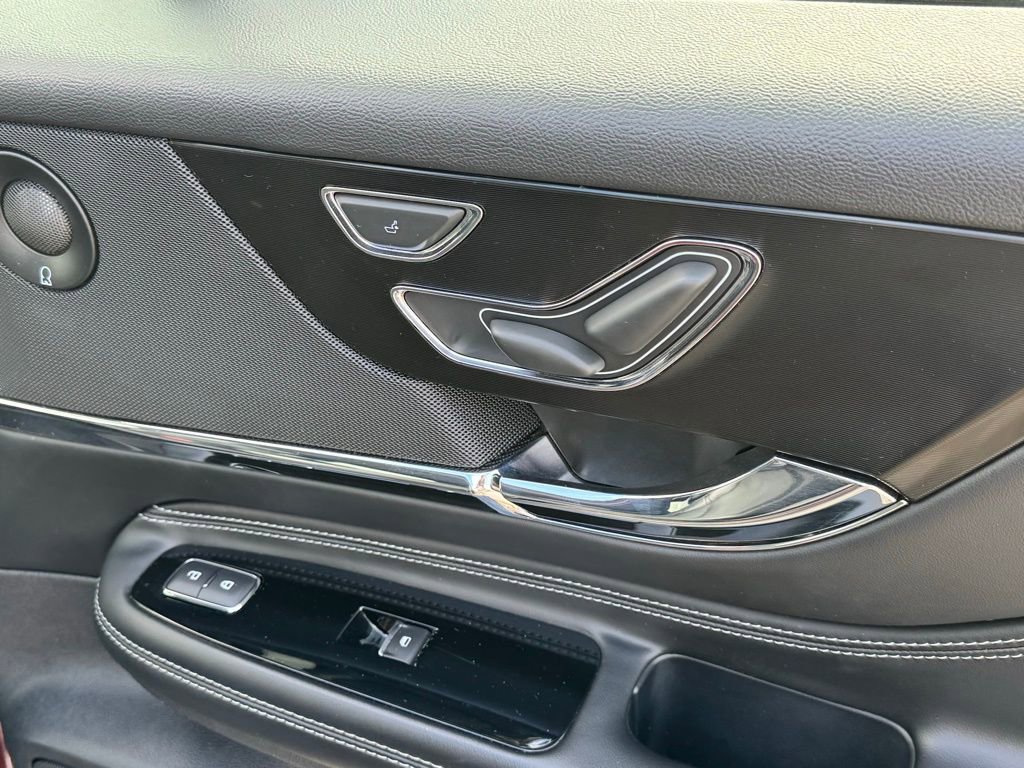 Used 2020 Lincoln Corsair Reserve w/ Equipment Group 201A image 28