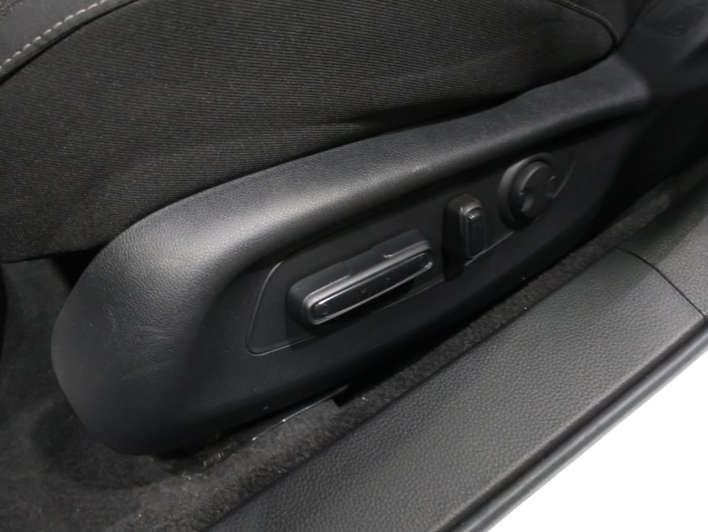 Used 2025 Honda Accord SE image 12