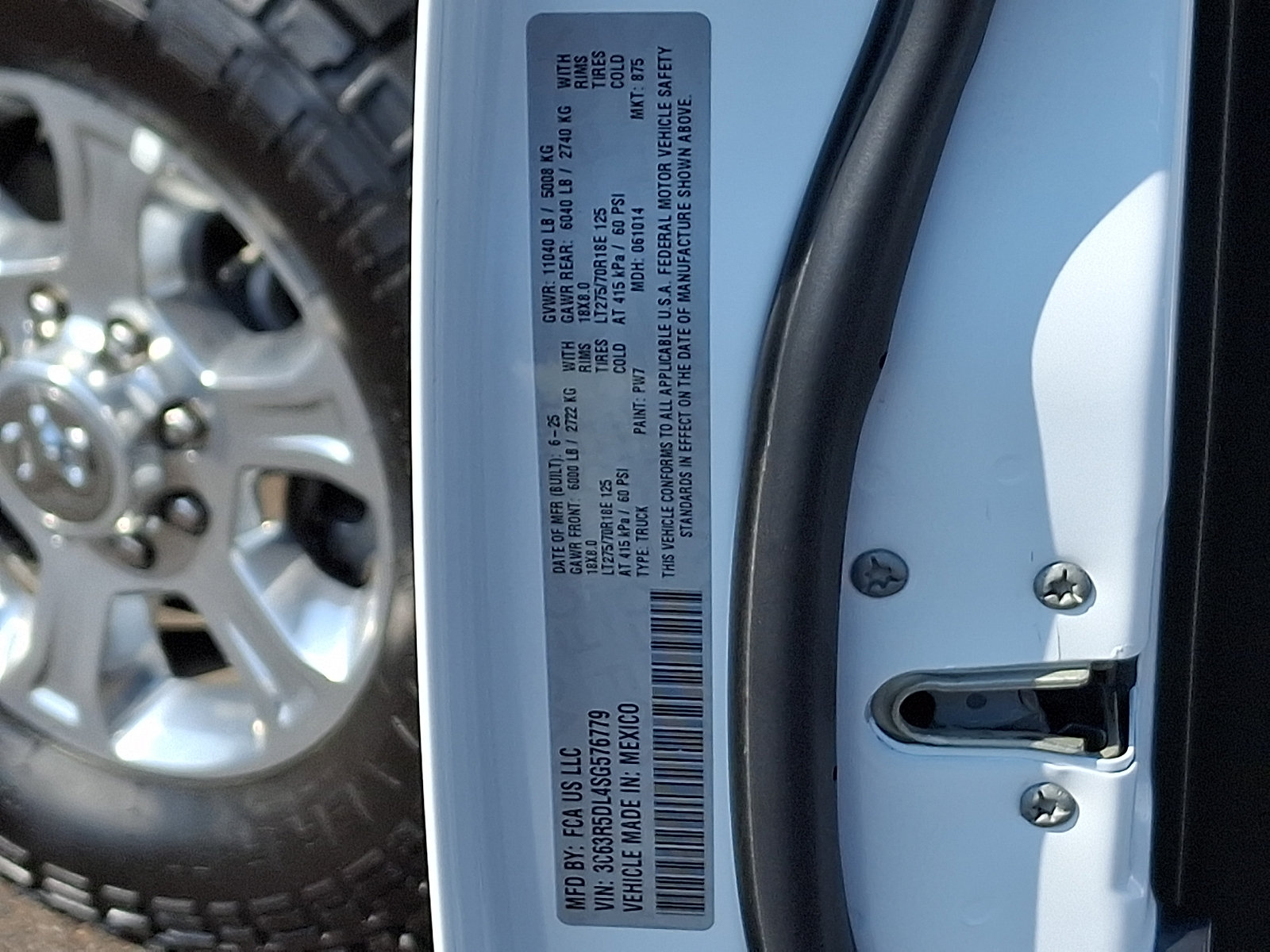 Used 2025 RAM 2500 Big Horn AWD/4WD image 27