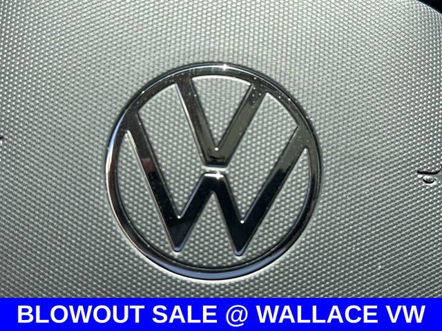 Certified 2023 Volkswagen Taos SE w/ Panoramic Sunroof Package FWD image 28