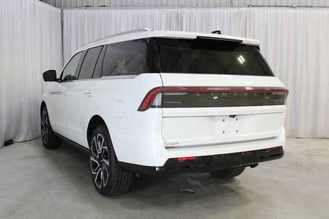 New 2026 Lincoln Navigator Reserve AWD/4WD image 68