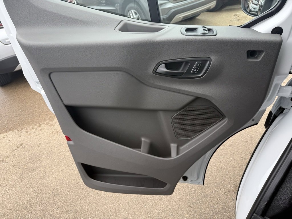 New 2025 Ford Transit 250 148 Medium Roof Extended AWD w/ Exterior Upgrade Package image 39