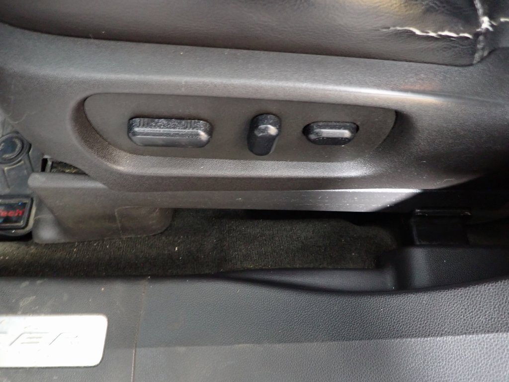 Used 2015 Ford Explorer Limited w/ Equipment Group 302A image 22