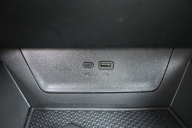 Used 2025 Chevrolet Equinox LT FWD image 30