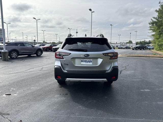 Certified 2024 Subaru Outback Limited AWD/4WD image 4