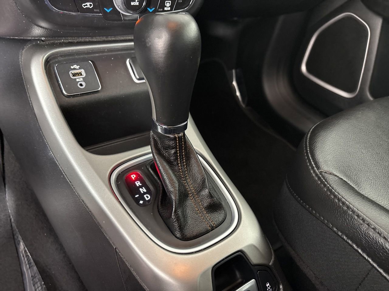 Used 2019 Jeep Compass Latitude image 18