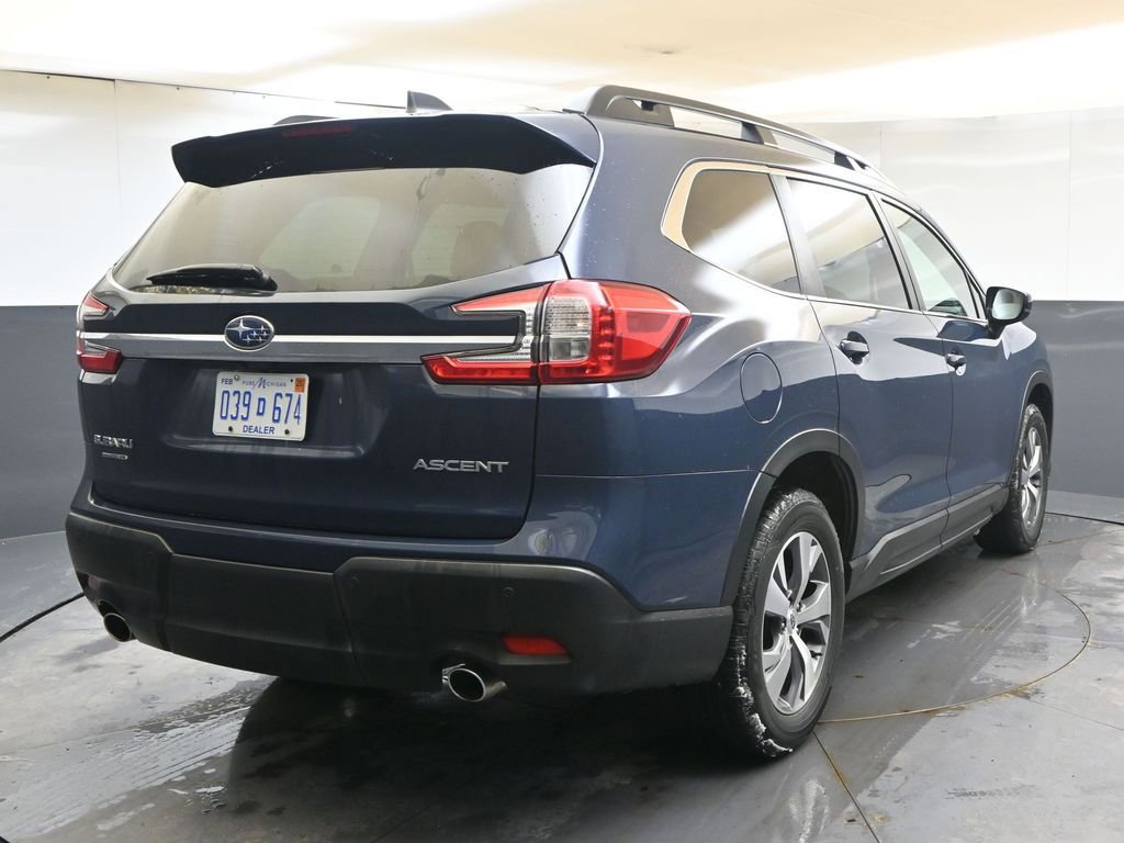 Used 2024 Subaru Ascent Premium w/ Convenience Package image 5