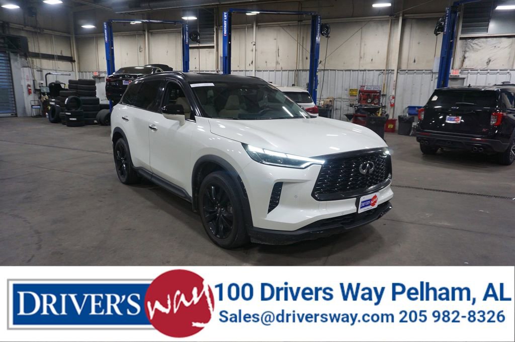 Used 2023 INFINITI QX60 Luxe w/ Performance Audio Package AWD/4WD image 1