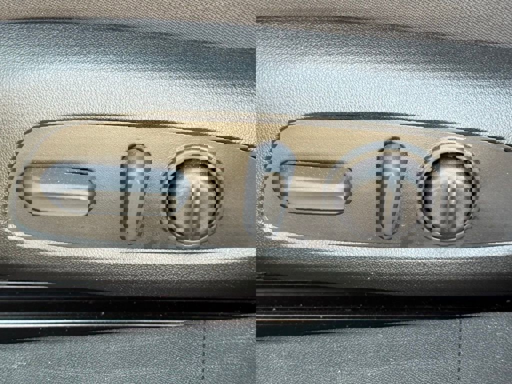 Used 2024 Chevrolet Malibu LT image 20