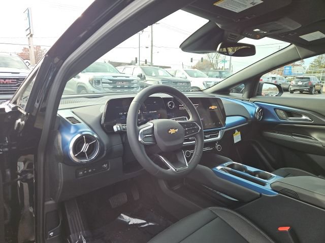 New 2026 Chevrolet Equinox EV LT AWD/4WD image 26