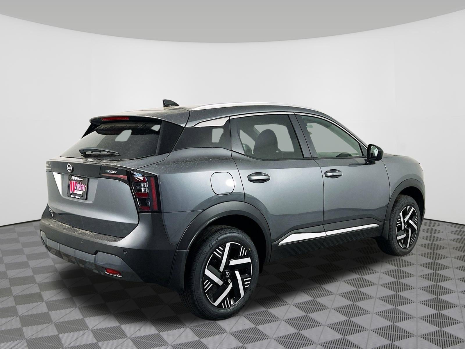 New 2026 Nissan Kicks SV FWD image 29