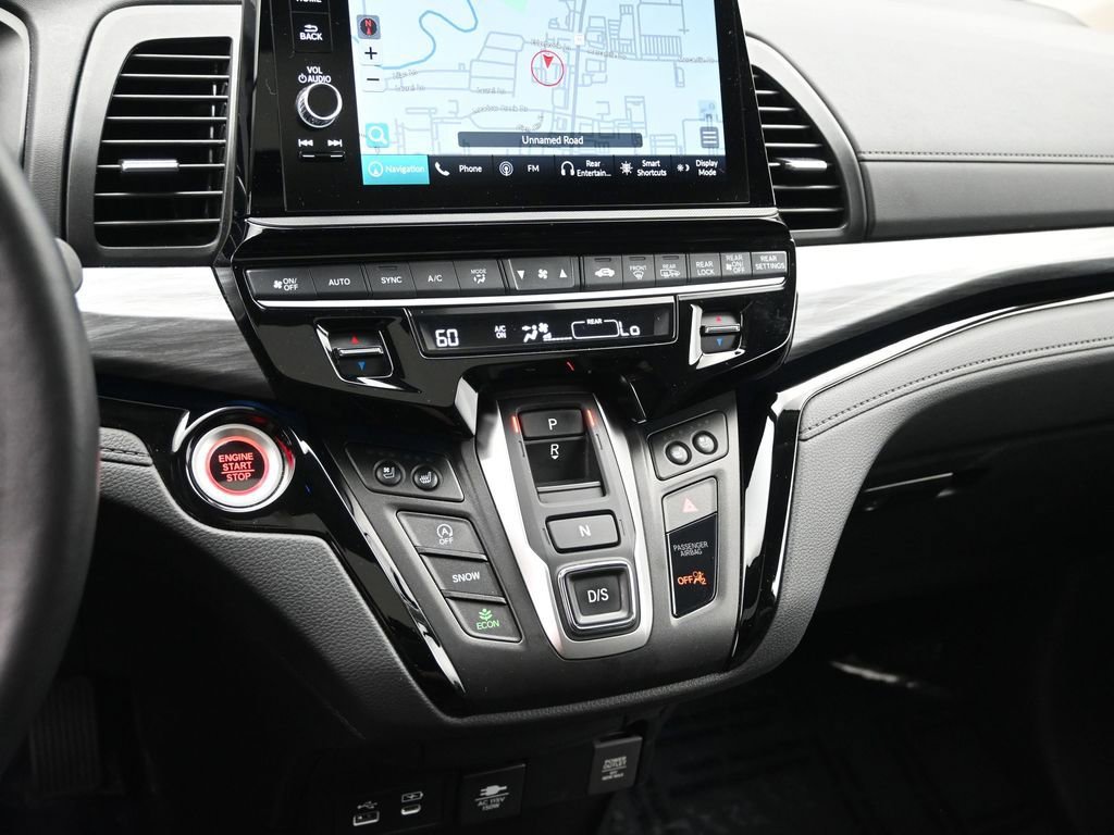 Used 2025 Honda Odyssey Elite image 15