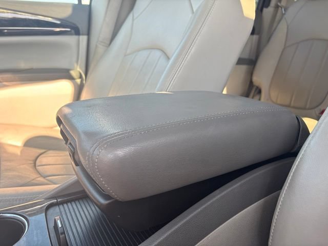 Used 2017 Buick Enclave Premium w/ Experience Buick Package AWD/4WD image 24