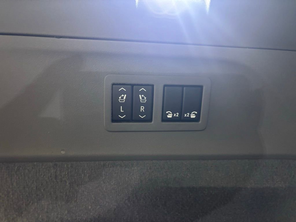 New 2026 Cadillac Escalade IQ Sport 1 w/ LPO, Floor Liner Package image 28