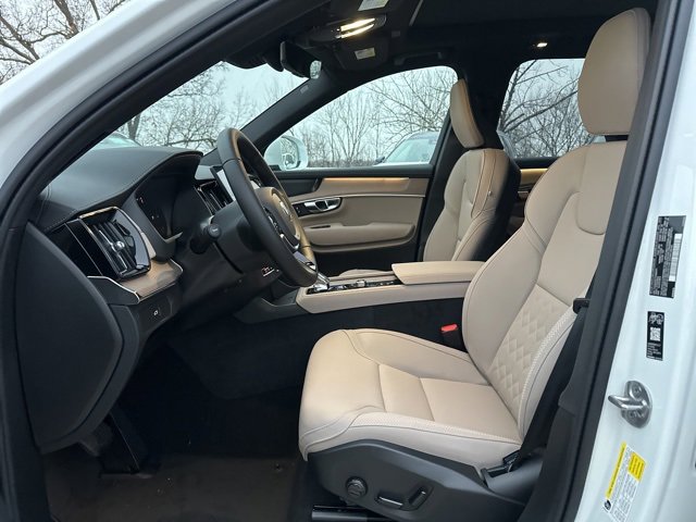 New 2026 Volvo XC90 B6 Plus w/ Protection Package image 12