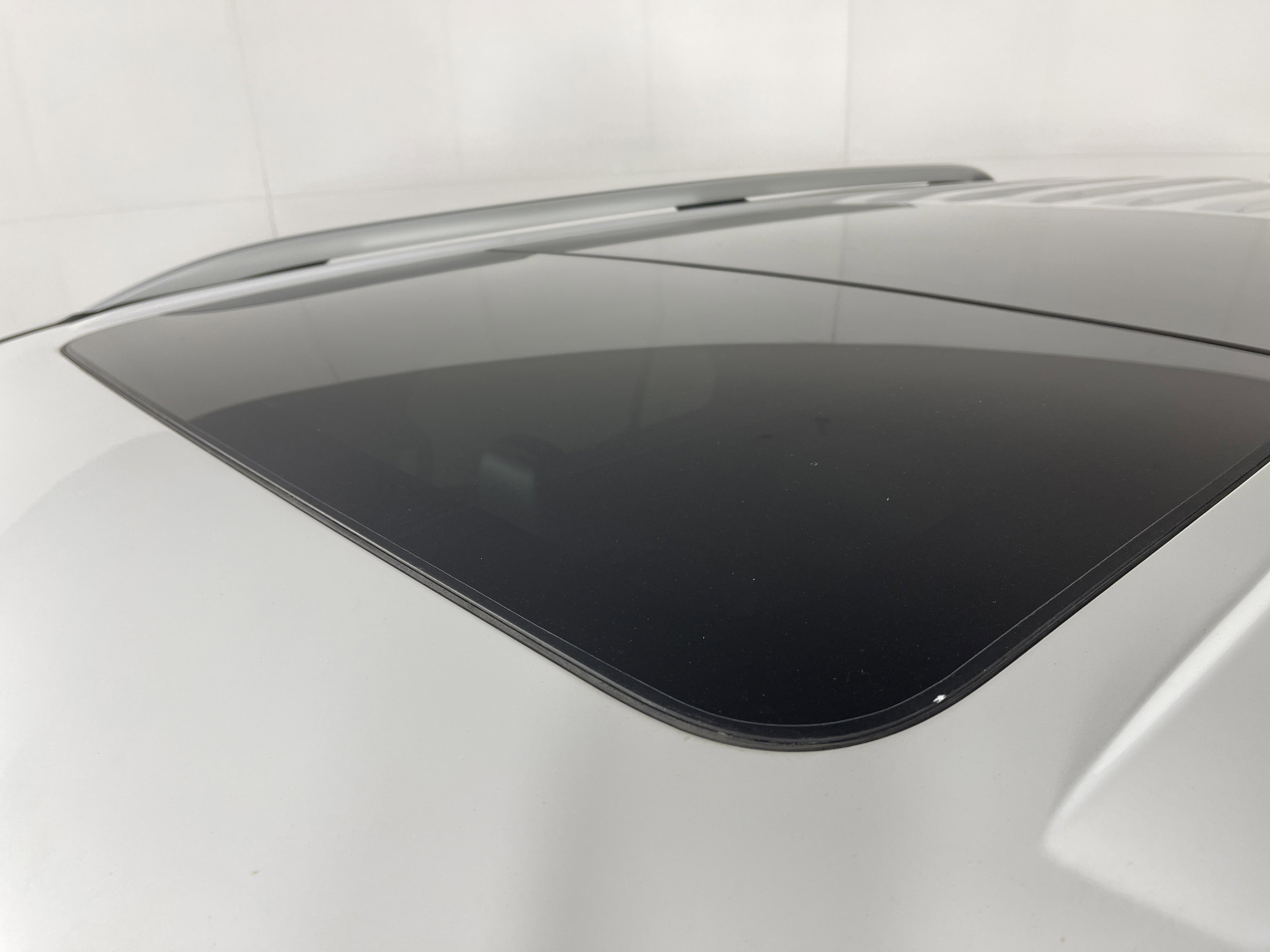 Used 2022 Ford Explorer Limited w/ Hybrid Equipment Group 310A image 6