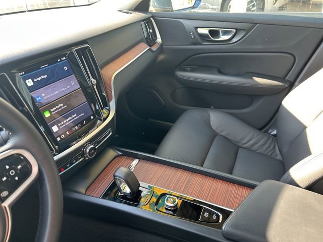 Certified 2025 Volvo V60 B5 Cross Country Plus image 19