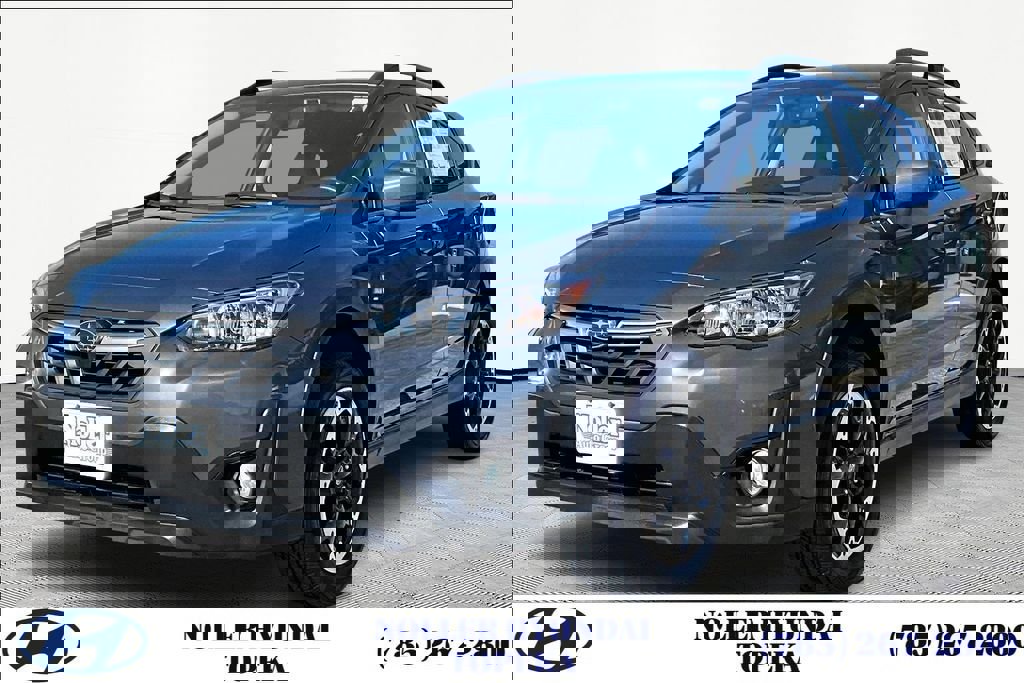 Used 2023 Subaru Crosstrek 2.0i Premium image 1